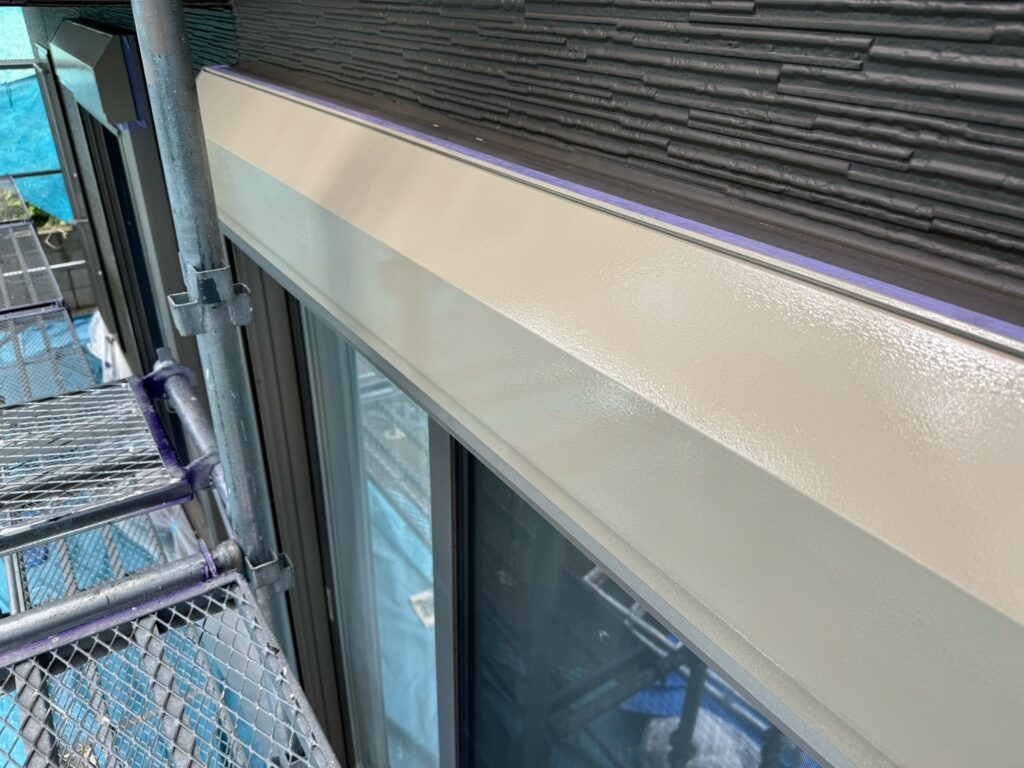 シャッターBOX上塗り（完了）